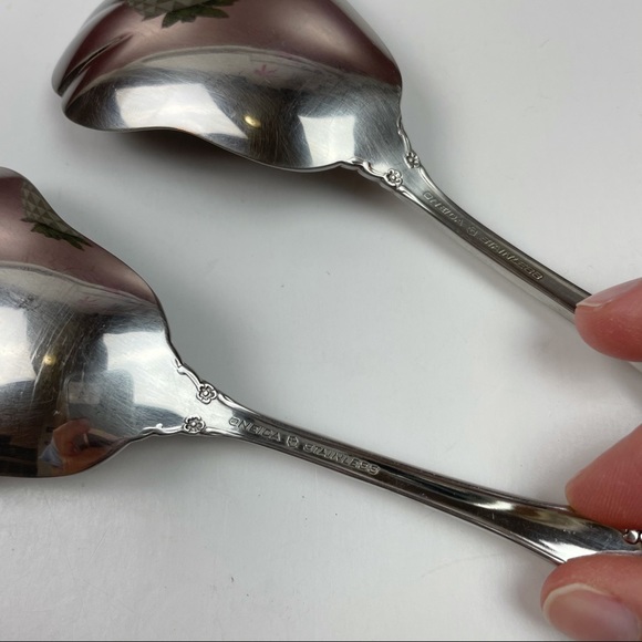 Oneida Stainless Sugar Spoon Cube Set of 2 - Picture 6 of 7